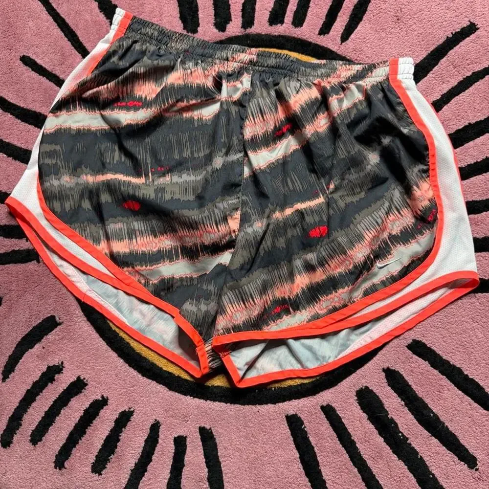 Nike Dri-Fit Embroidered Mini Swoosh Tempo Running Shorts Size XL Women's
